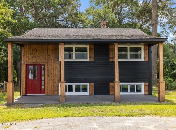 1955 Banks School Road, Kinston, NC 28504