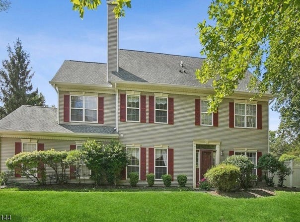 111 S Branch Dr, Readington Twp., NJ 08889-3224