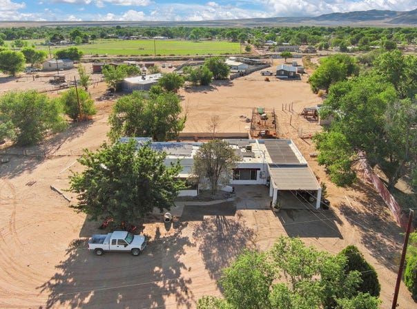 611 CORDOVA Road, Los Lunas, NM 87031