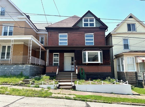 114 Hampton St, Wall Boro, PA 15148