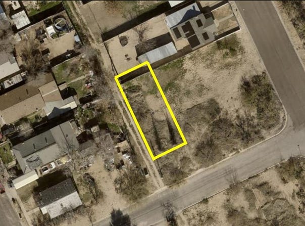 504 W 8th St, Big Spring, TX 79720