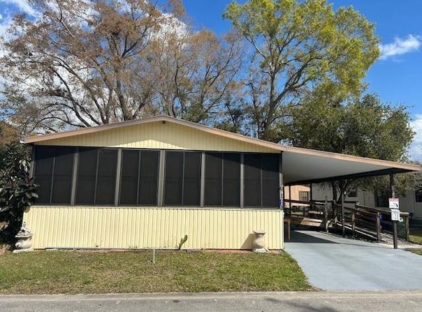 709 Lake Kerry Drive, St Cloud, FL 34769
