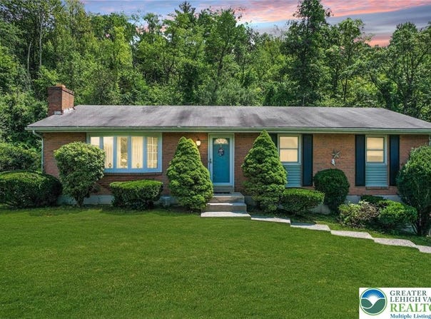 6913 Jay Street, SLATINGTON, PA 18080