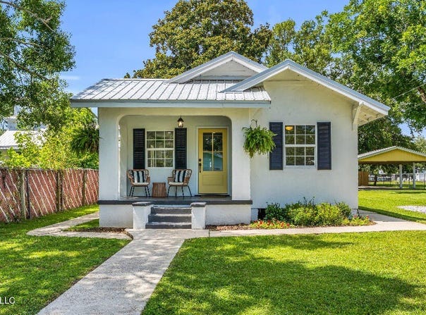406 Easterbrook Street, Bay Saint Louis, MS 39520