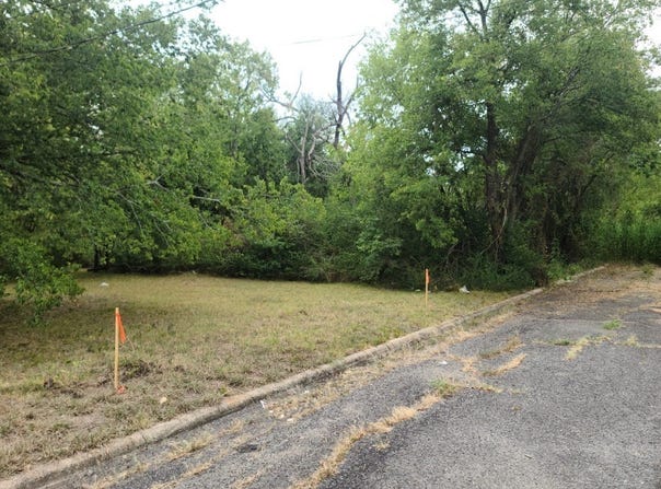 Mosley Street, Commerce, TX 75428