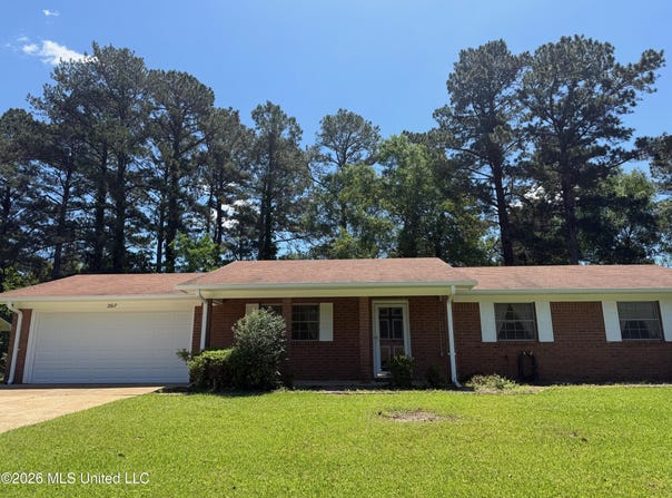 2617 Roxanne Drive, Pearl, MS 39208