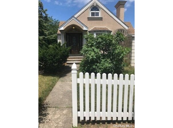 168-03  CRYDERS LANE, Whitestone, NY 11357