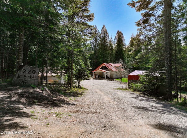 220 Old Maid Rd, Bayview, ID 83803