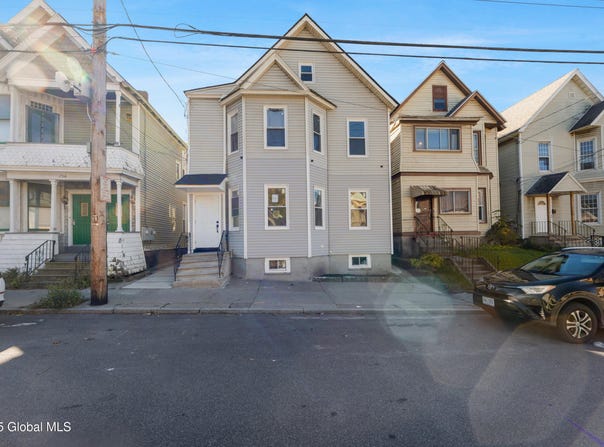 754 Eastern Avenue, Schenectady, NY 12308