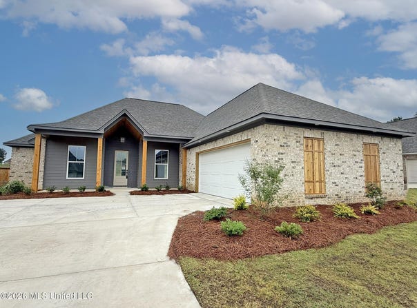 322 Tremont Drive, Florence, MS 39073