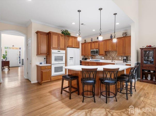 11 Vanderbilt Court, Old Bridge, NJ 08857