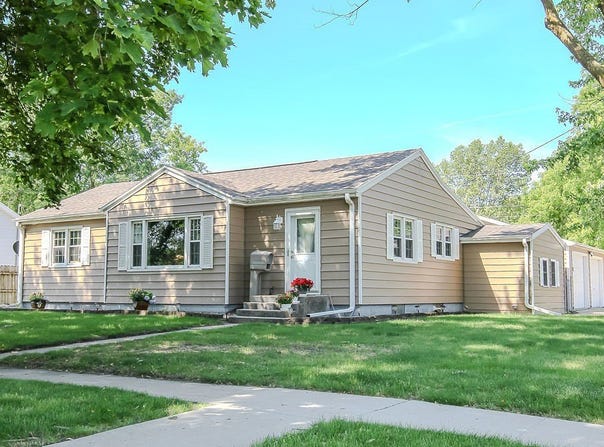 1327 Crawford Street, Boone, IA 50036