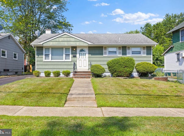 637 HARRELL AVENUE, WOODBRIDGE, NJ 07095