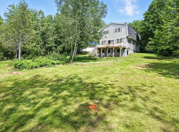 74 Hoover Lane, Lincoln, ME 04457