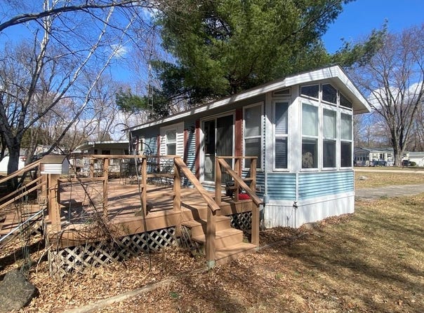 393 Skyline Drive, Edgerton, WI 53534