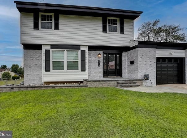 2213 CHESTNUT HILL DRIVE, CINNAMINSON, NJ 08077