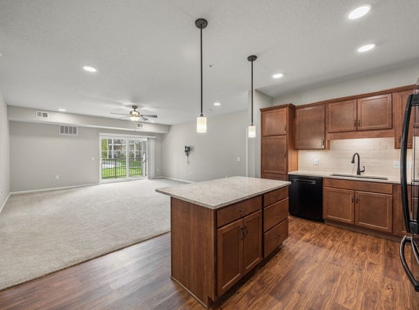 1427 34th Avenue SW, Altoona, IA 50009