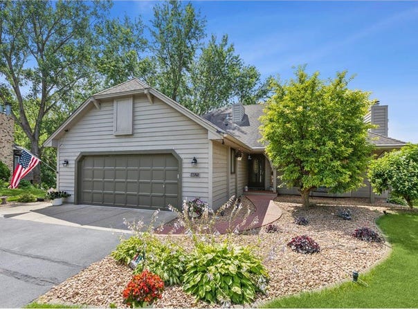 14825 41st Avenue N, Plymouth, MN 55446