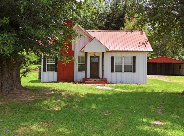 506 E Longview Street, Arp, TX 75750