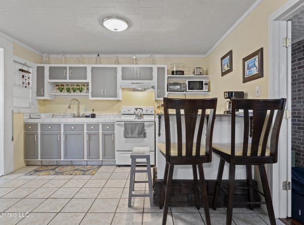 240 Sycamore Street, Bay Saint Louis, MS 39520