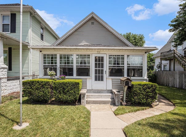 720 Division Street, Mishawaka, IN 46545