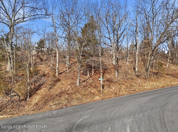 520 Edgemont Road, Stroudsburg, PA 18360
