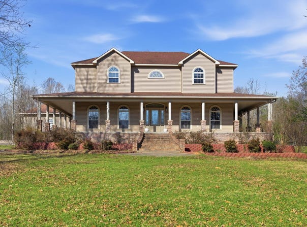1219 WAR EAGLE, Alexander, AR 72002