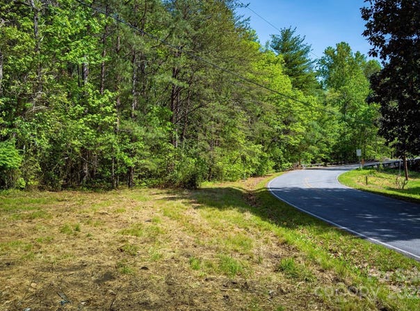 1329 Overlook Drive SW, Lenoir, NC 28645