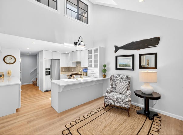 24 Oak Glen Village, Yarmouth Port, MA 02675