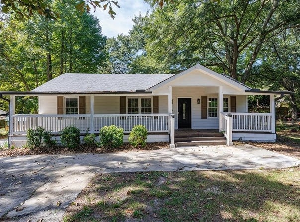 5946 Dodgen Road SW, Mableton, GA 30126