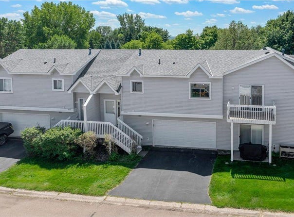 8703 Glasgow Lane, Saint Bonifacius, MN 55375
