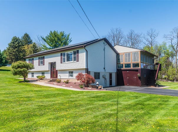 3 Duby Road, Wallkill, NY 12589