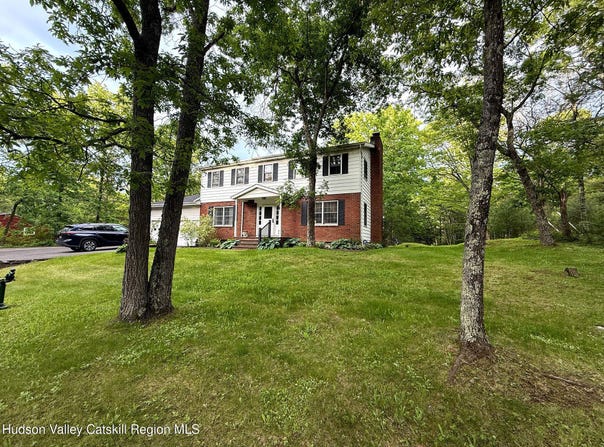 213 Morgan Hill Road, Hurley, NY 12443