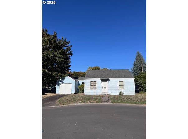 1822 NE WALNUT Ave, WoodVillage, OR 97060