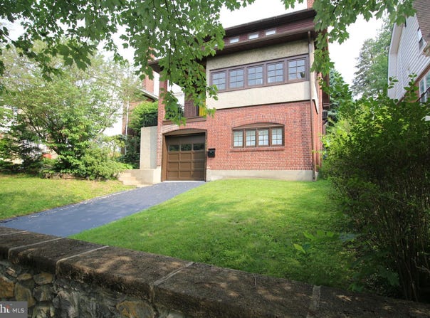 1622 DELAWARE AVENUE, WYOMISSING, PA 19610