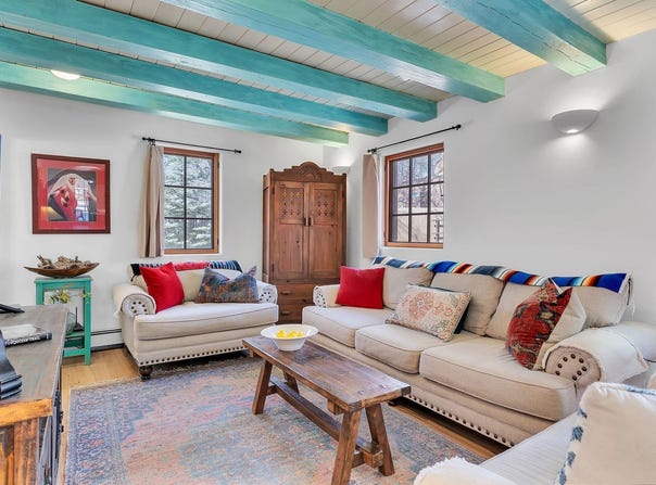 416 Liebert Street, Taos, NM 87571