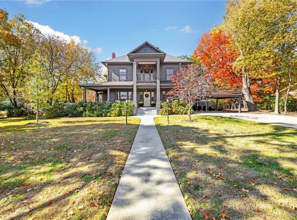 1101 N Woolsey Avenue, Fayetteville, AR 72703