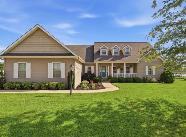 2468 Stone Corner Rd, Kevil, KY 42053