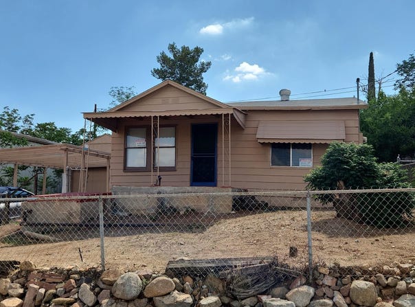5675 S MOUNTAIN View, Globe, AZ 85501