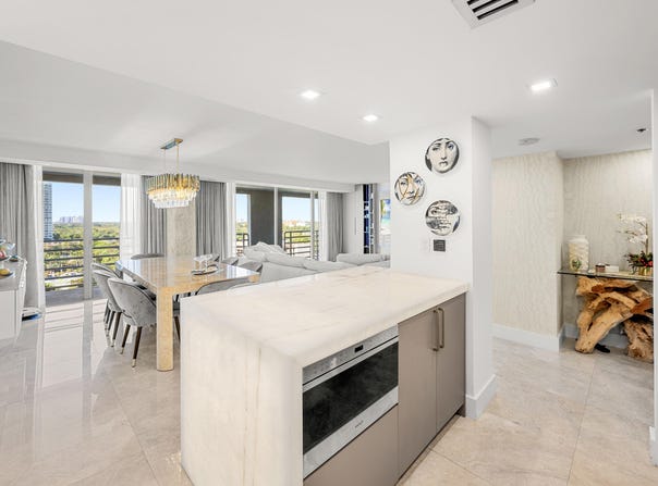 2025 Brickell Avenue, Miami, FL 33129