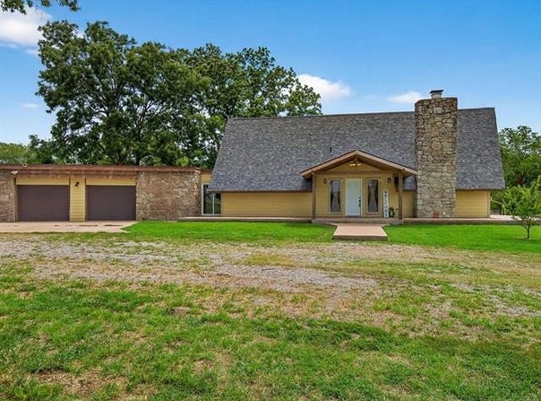 18726 NS 413 Road, Delaware, OK 74027