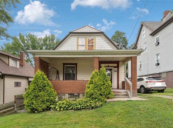 381 Camp Ave, New Kensington, PA 15068