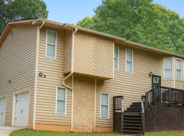 4007 Stacy Ln, Snellville, GA 30039