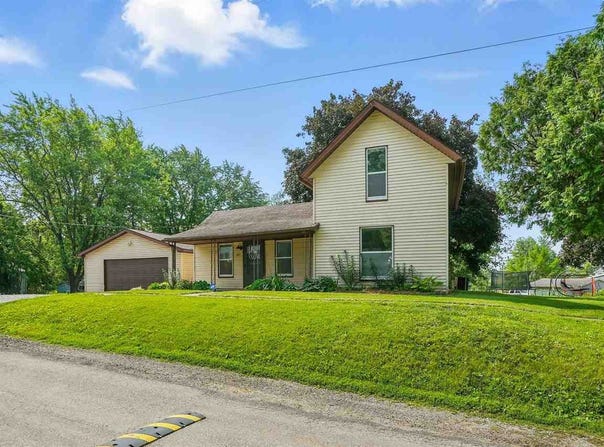 615 Lincoln Street, Ainsworth, IA 52201