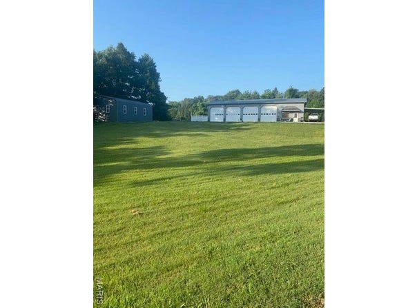 6065 State Highway W, Jackson, MO 63755