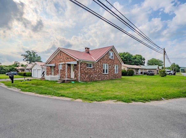 12 Township Road 362, South Point, OH 45680