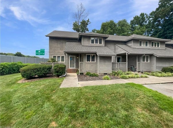 3048 Laurel Springs Drive, Greensboro, NC 27410