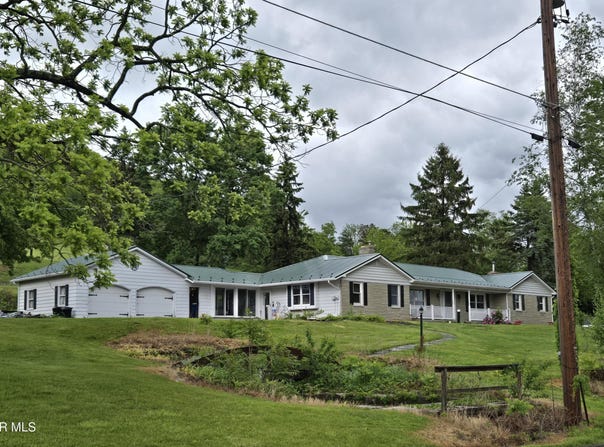563 Lock Mountain Road, Martinsburg, PA 16662