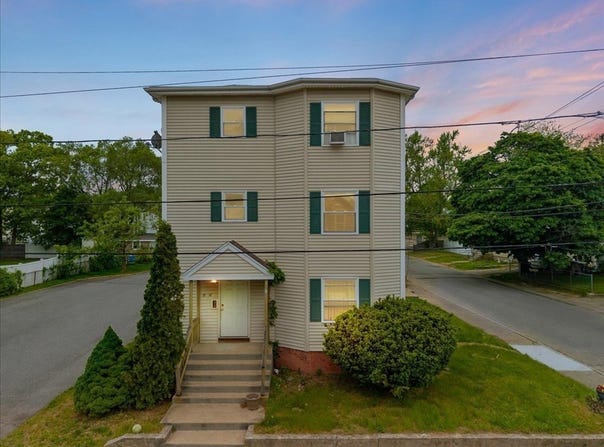 35 Hazel St, Attleboro, MA 02703