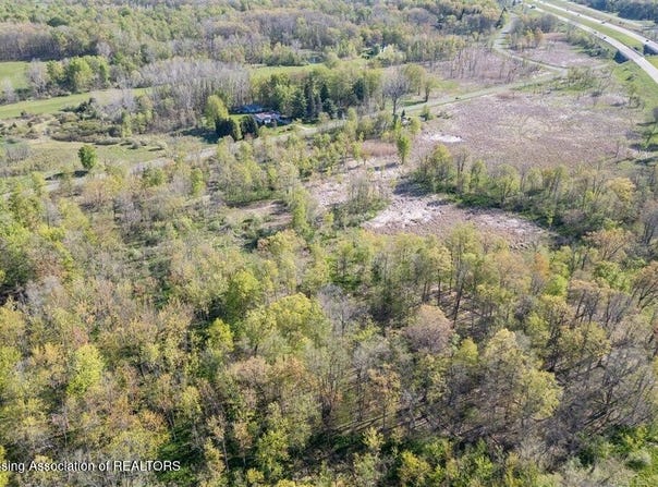 Bath Road, Perry, MI 48872